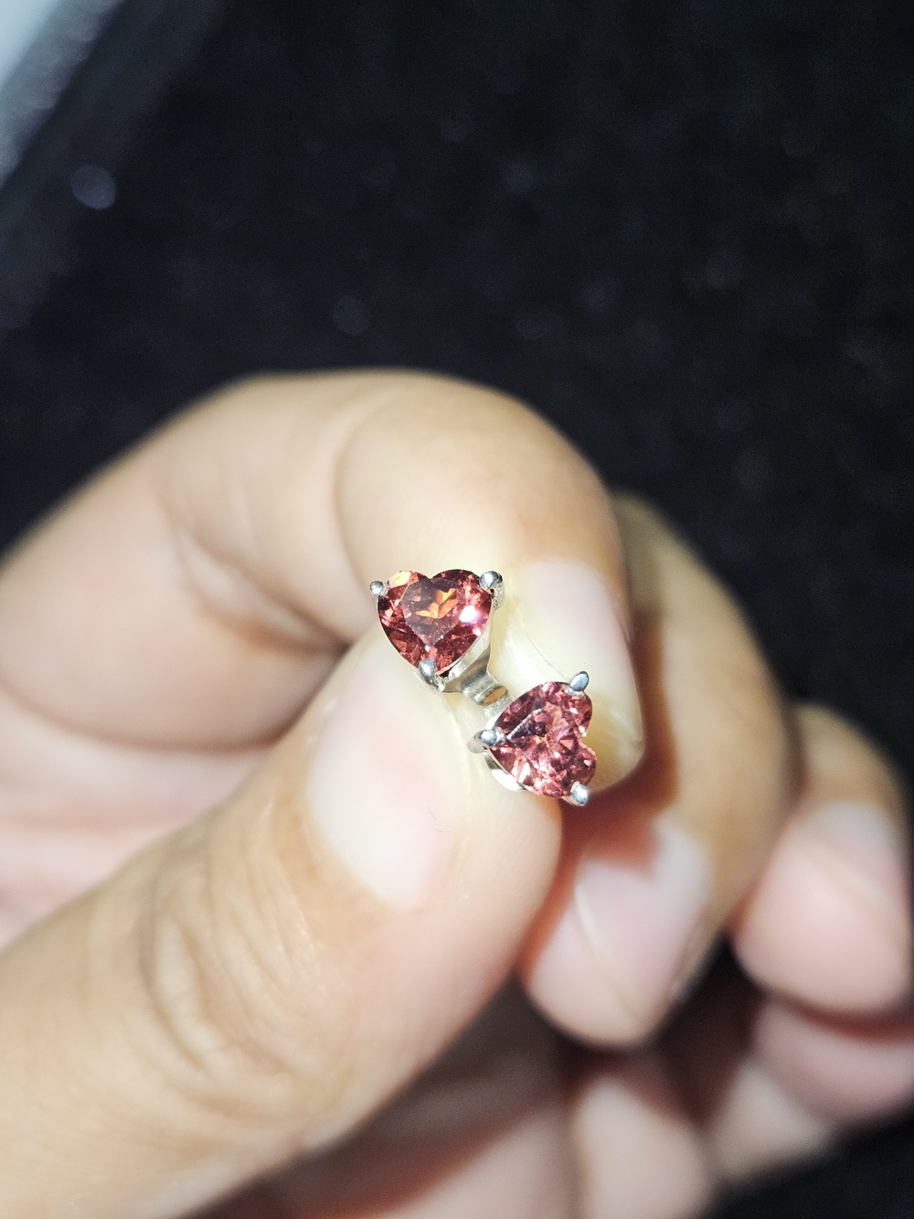 925S Heart-Shaped Red Garnet Crystal Stud Earrings - Elegant Women's Jewelry